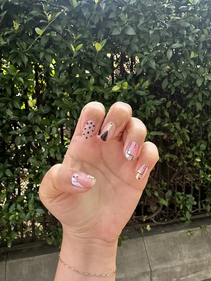 Short nails with mini hand-painted art